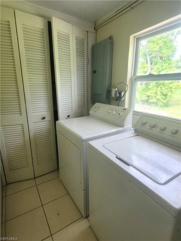 2931 Grand AVE-7