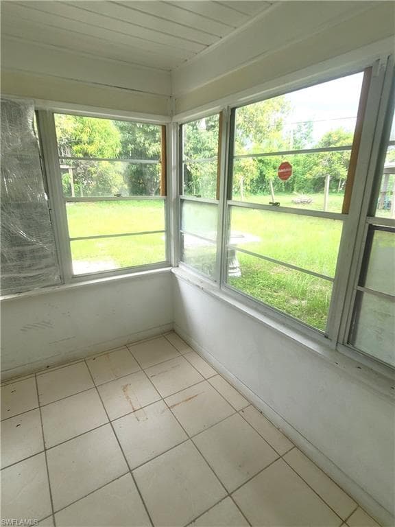 2931 Grand AVE-4
