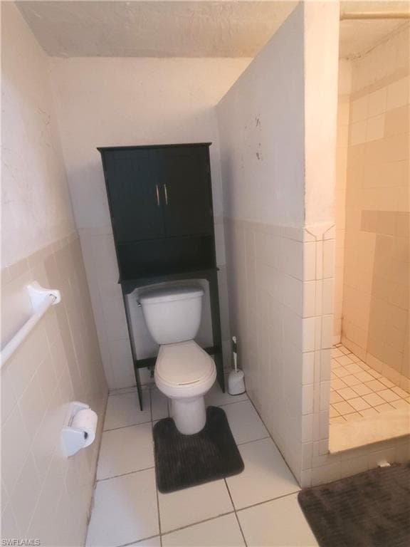 2931 Grand AVE-8