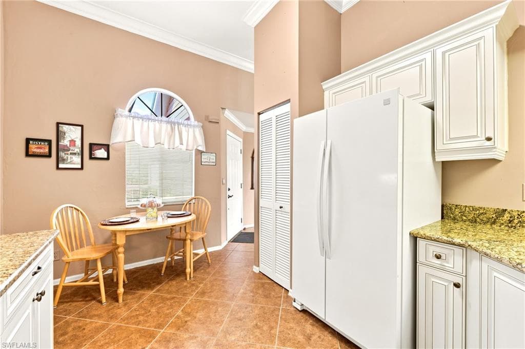 2671 Citrus Lake DR E306-16