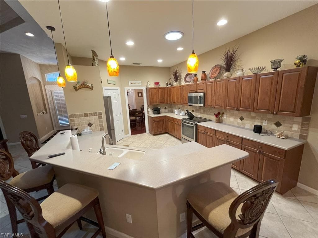 26455 Doverstone ST-8