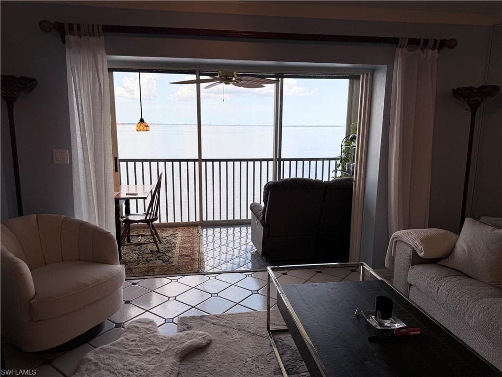 3350 N Key DR 813-14