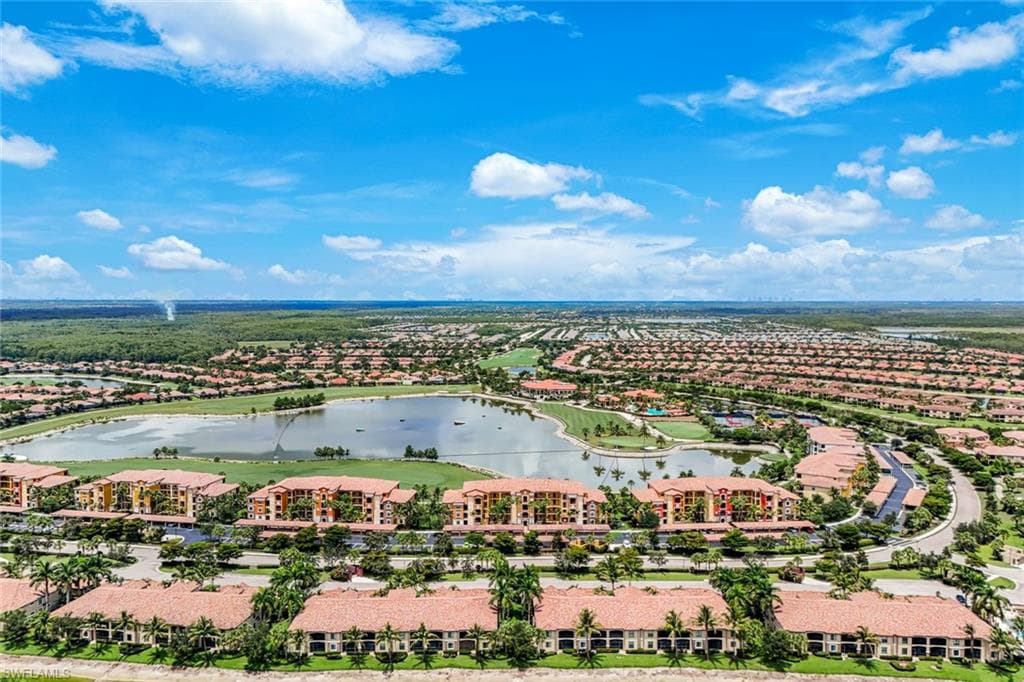 17951 Bonita National BLVD 422-25