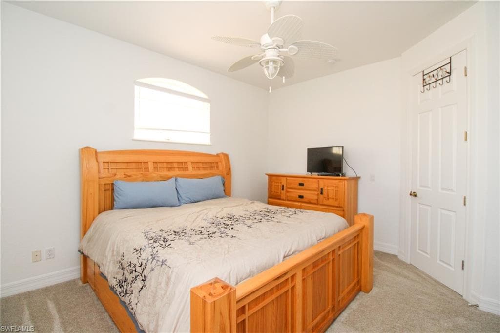 28130 L Burton Fletcher CT-43