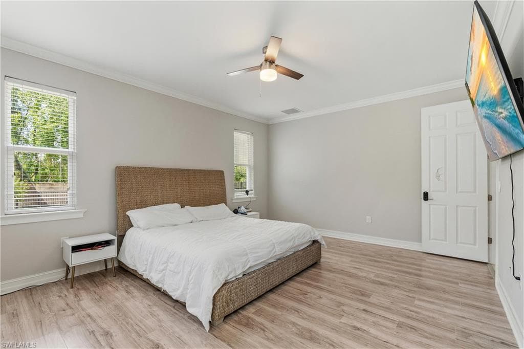 3861 King Williams ST-22