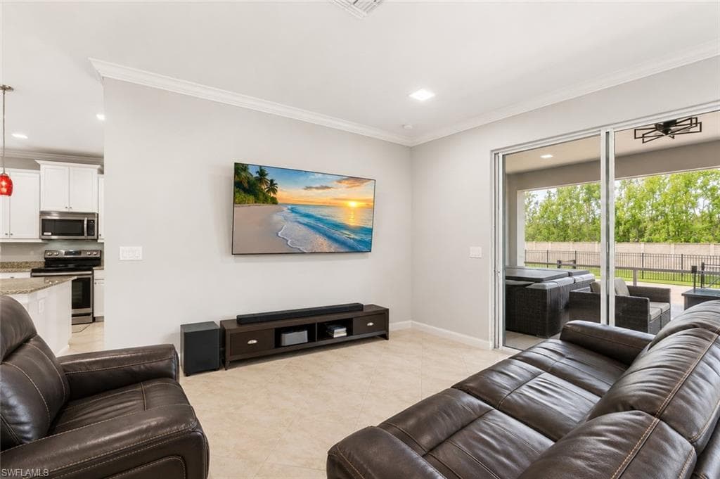 3861 King Williams ST-11