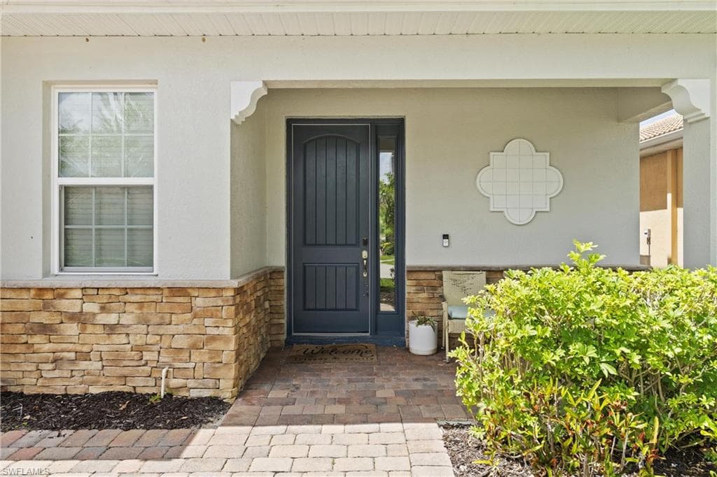 3861 King Williams ST-4