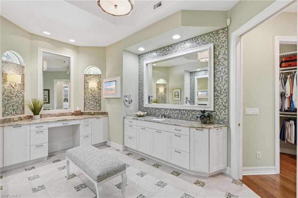 12303 Colliers Reserve DR-19
