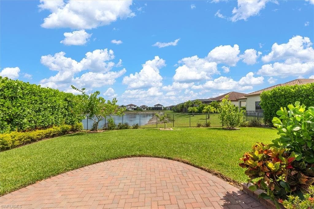 4881 Iron Horse WAY-6