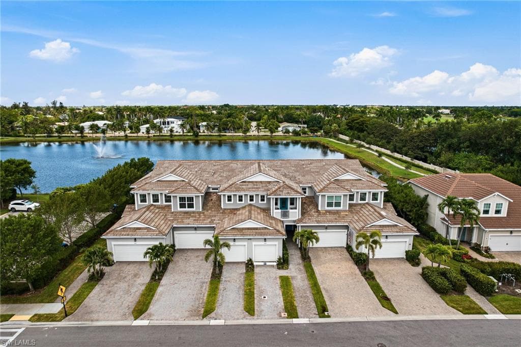 4578 Arboretum CIR 202-38