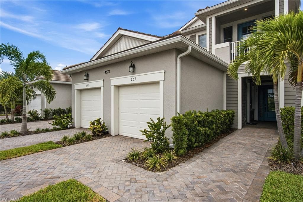 4578 Arboretum CIR 202-37