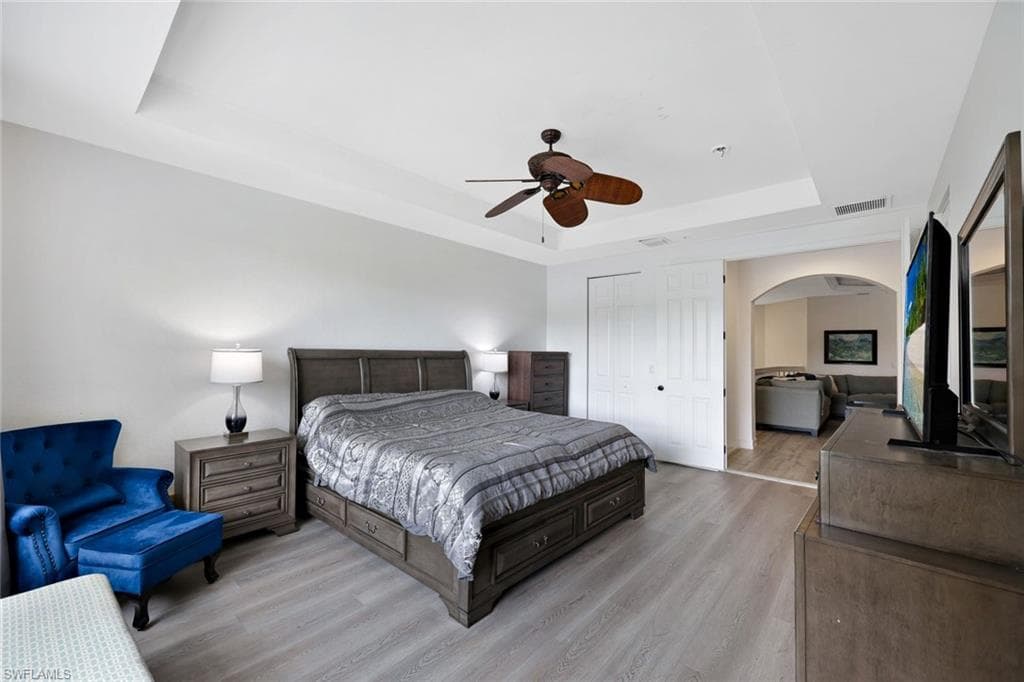 1430 Mariposa CIR 102-14