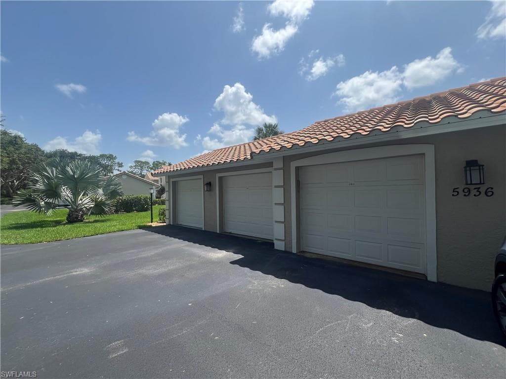 5936 Cranbrook WAY B102-42