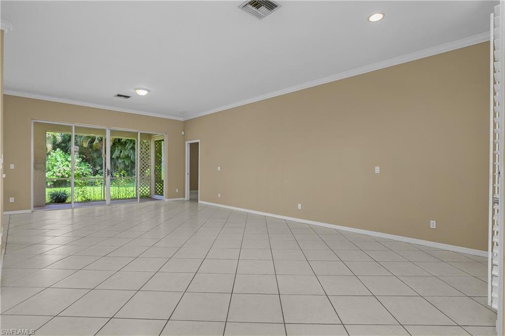 11082 LAKELAND CIR-6