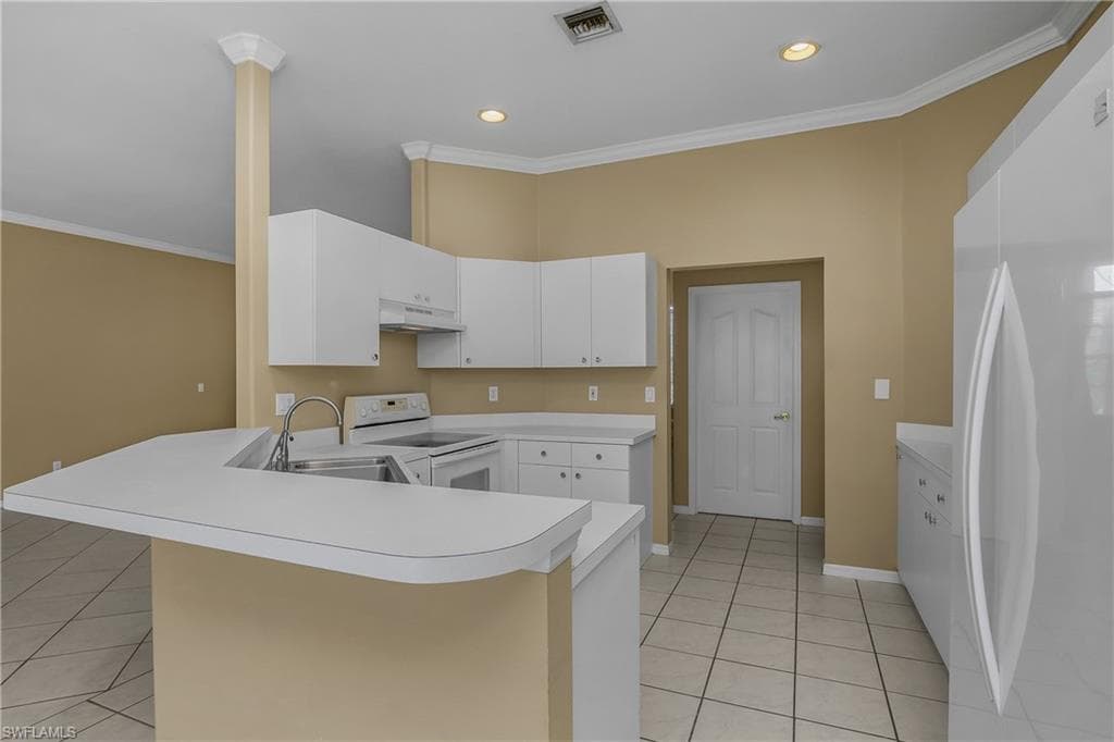 11082 LAKELAND CIR-12