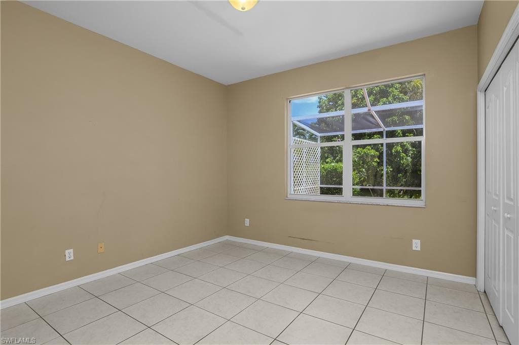 11082 LAKELAND CIR-26