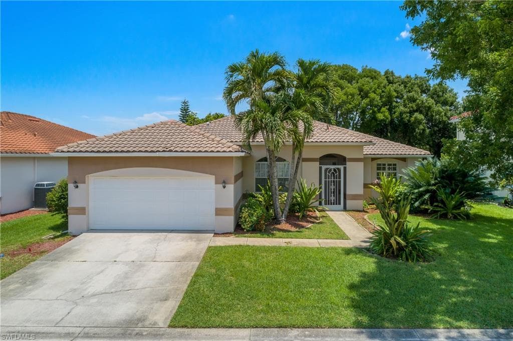11082 LAKELAND CIR-1