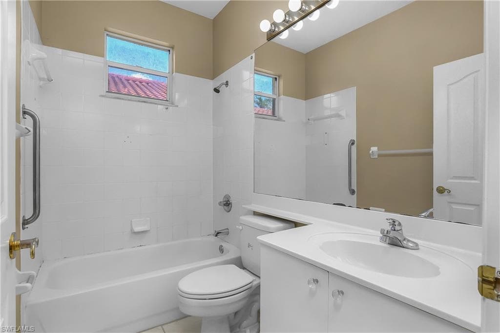 11082 LAKELAND CIR-25