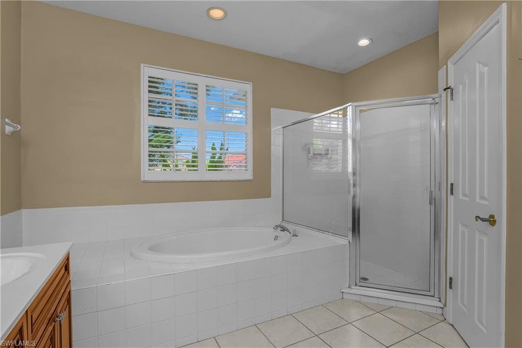 11082 LAKELAND CIR-21