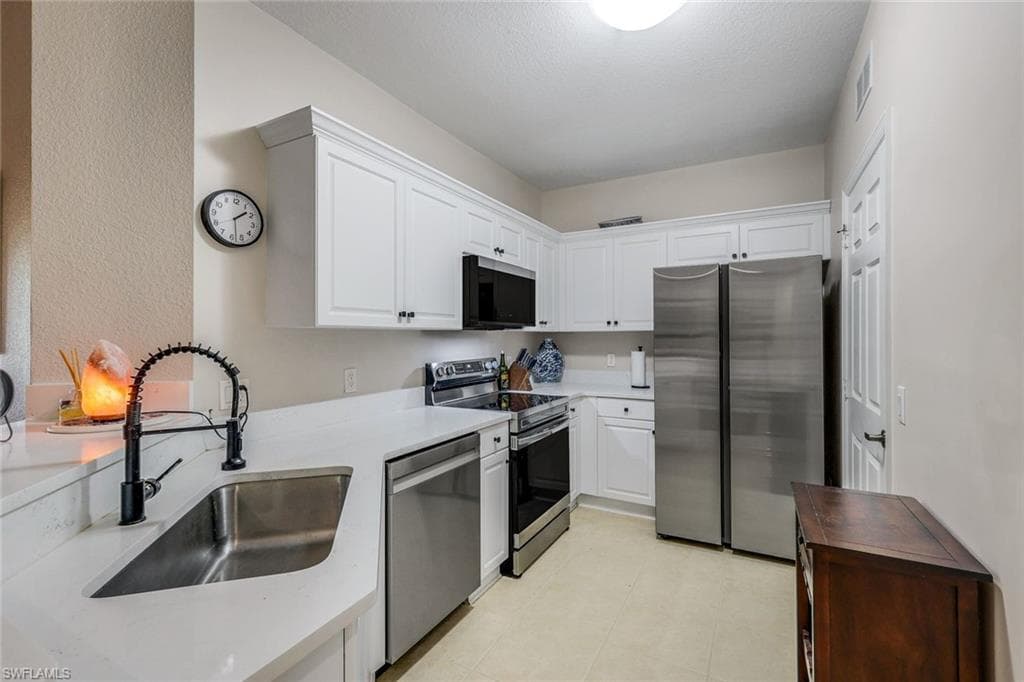 1795 Concordia Lake CIR 2508-11