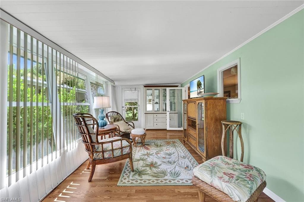 522 Menton LN-17