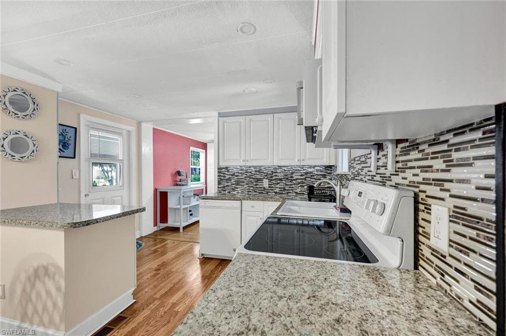 522 Menton LN-3