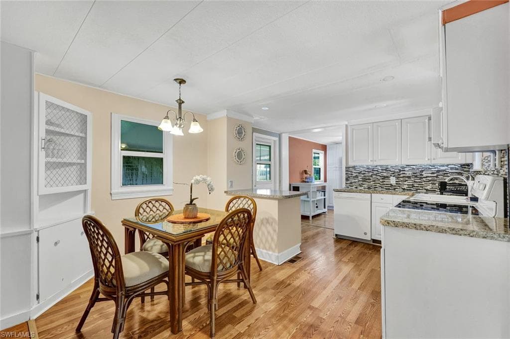 522 Menton LN-4