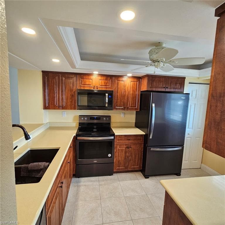 4253 Bay Beach LN C6-9