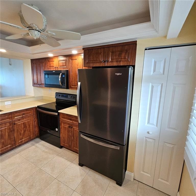 4253 Bay Beach LN C6-14