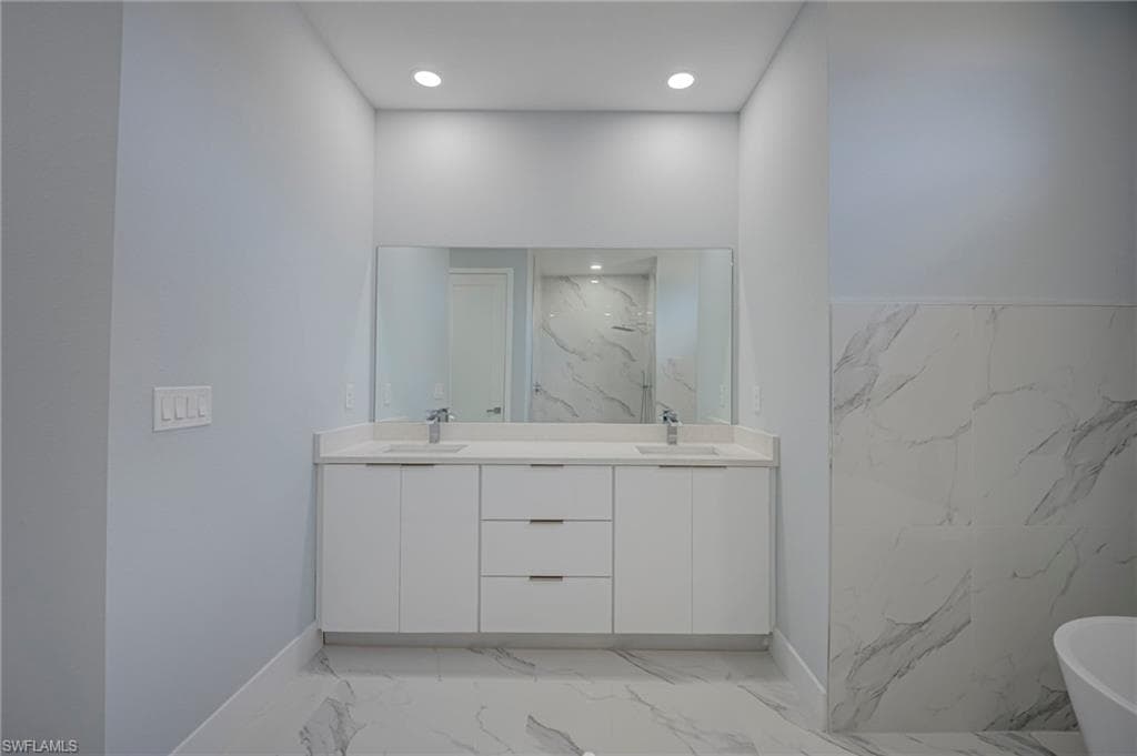 872 Spaulding ST E-18