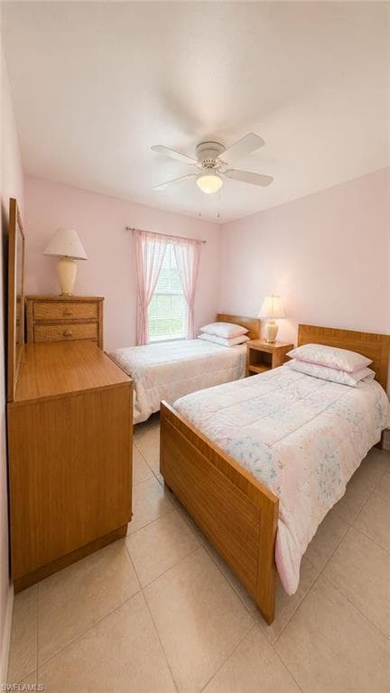 4000 Outer DR-32