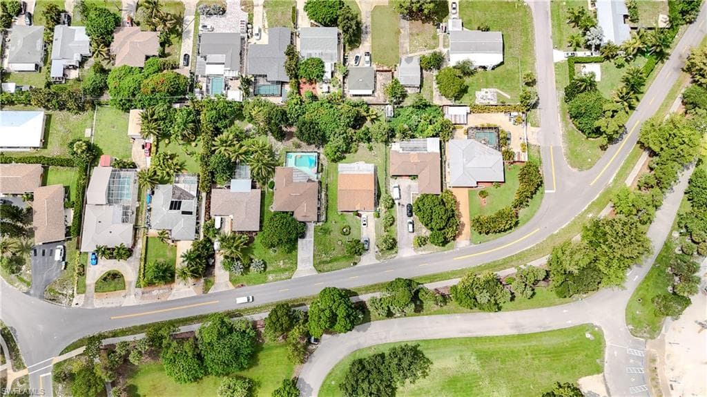 4000 Outer DR-28