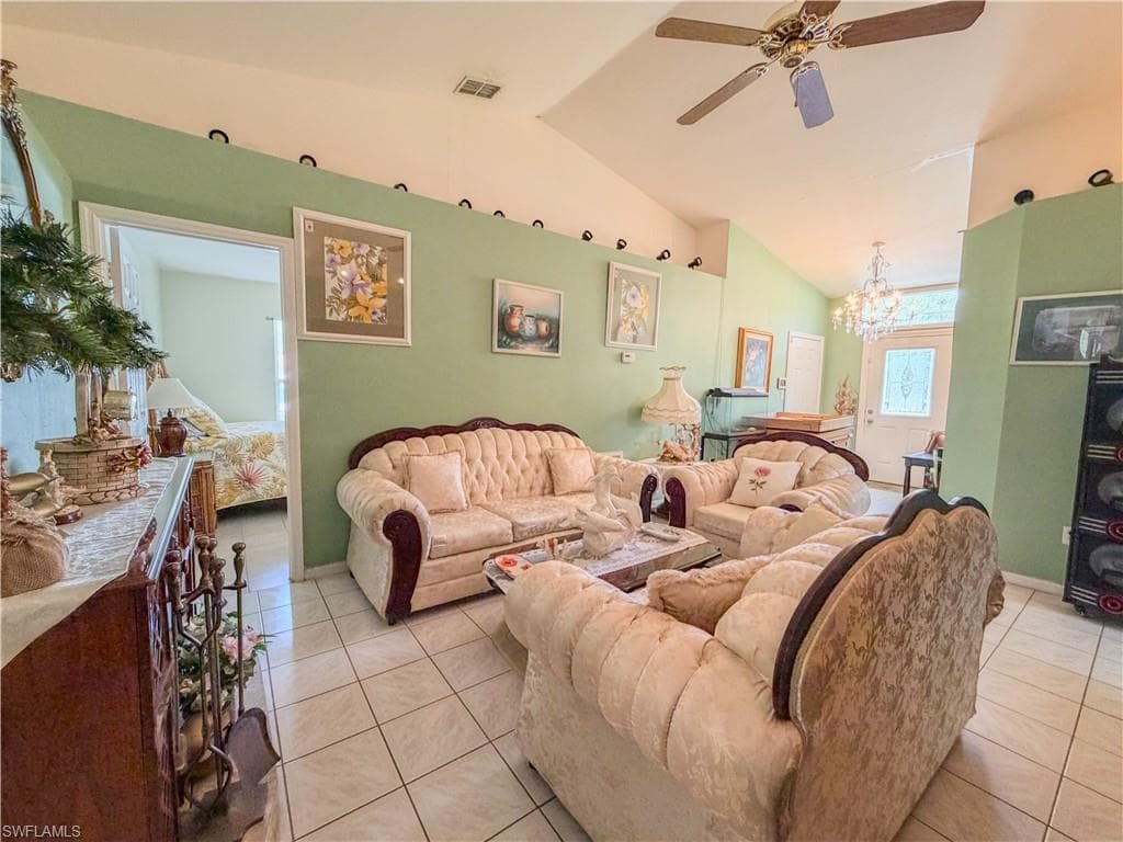 4000 Outer DR-4