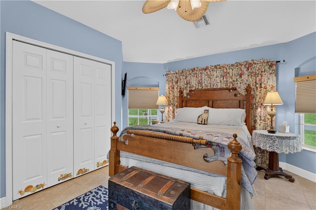 4139 9th AVE-36
