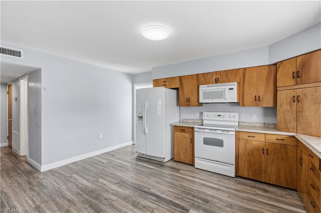 4220 Deleon ST-27