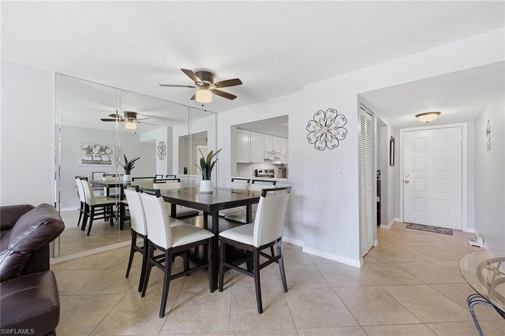 1075 Foxfire LN 103-1