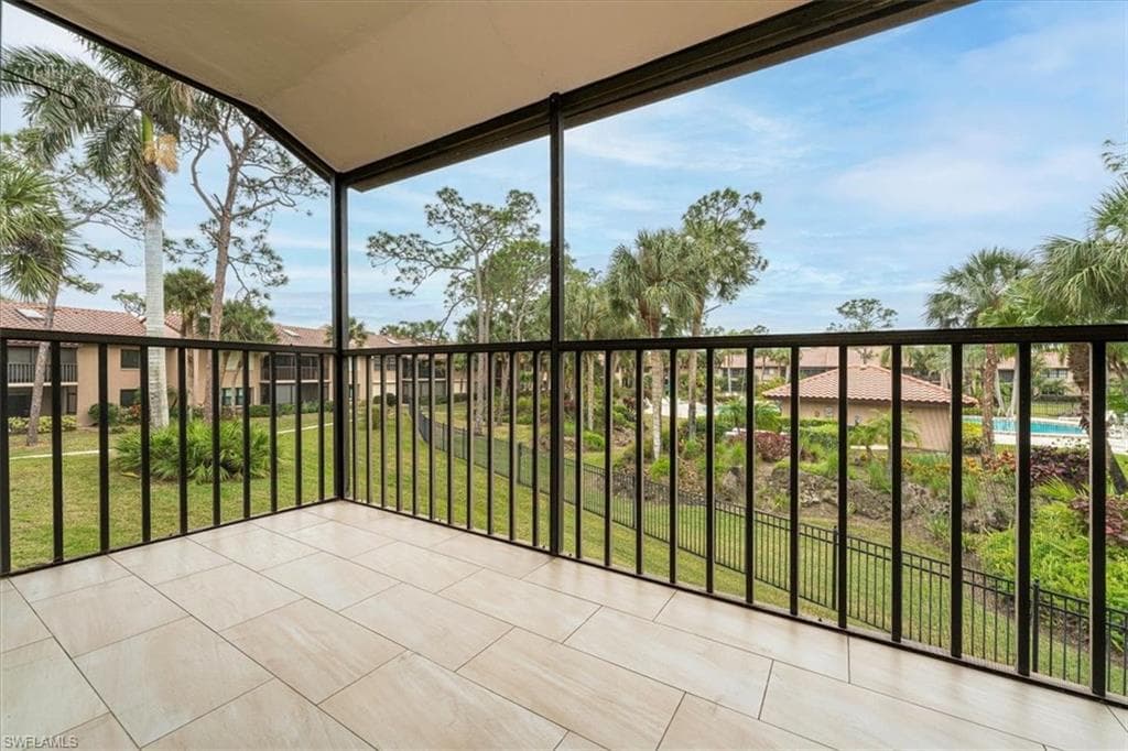 3219 Horse Carriage WAY 6-16