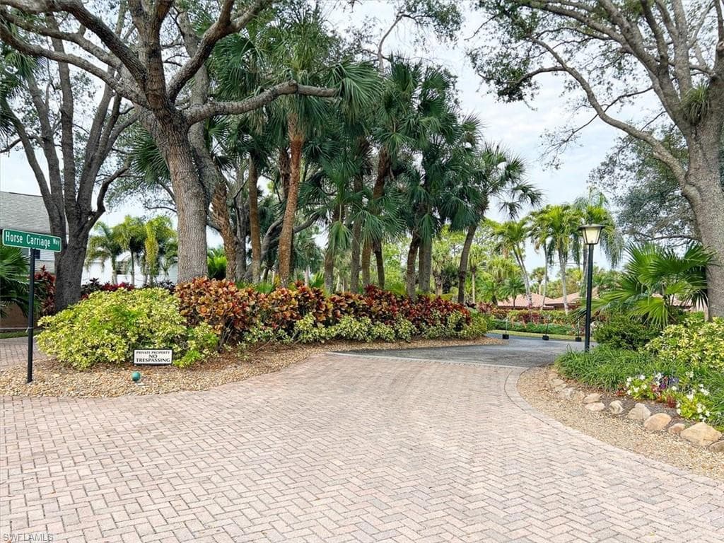 3219 Horse Carriage WAY 6-32