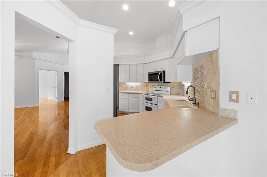 3157 Carriage CIR-11