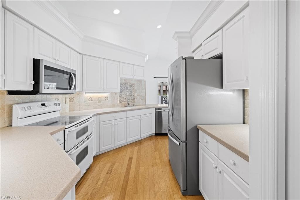 3157 Carriage CIR-8