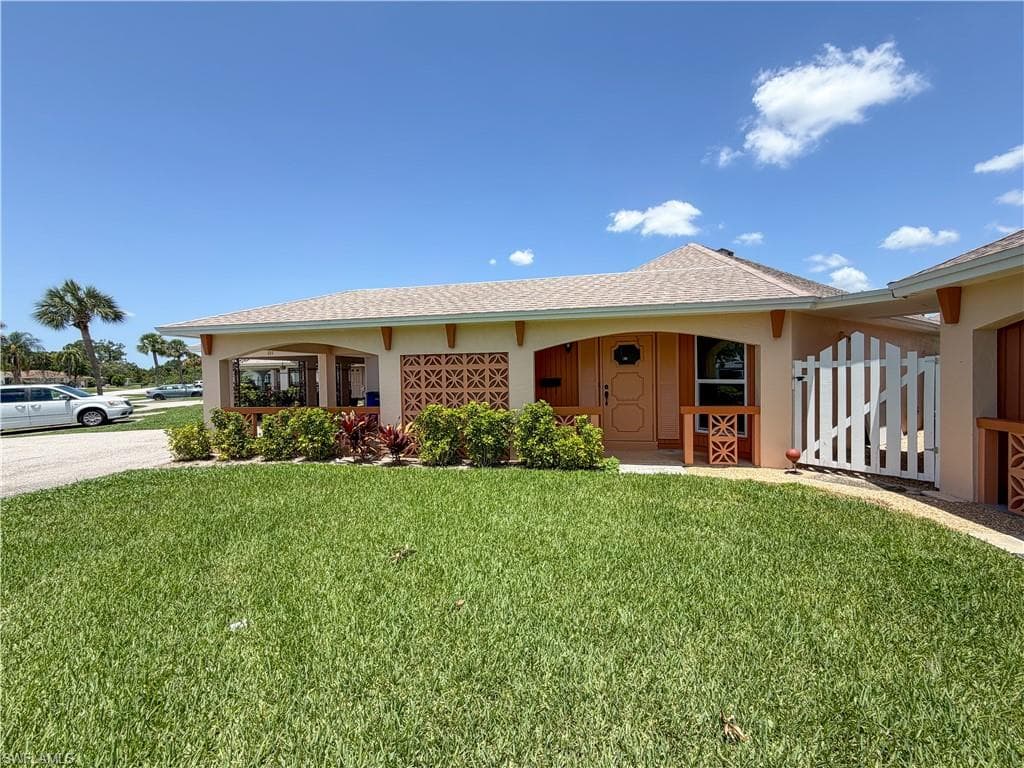 323 Dania ST-1