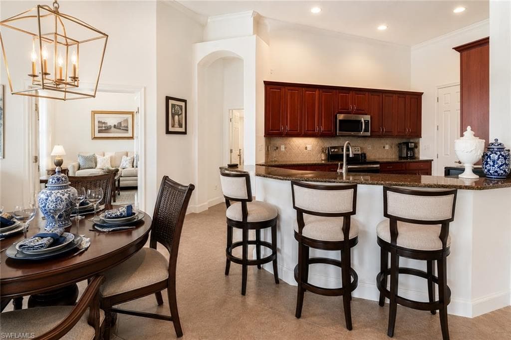 8263 Potomac LN-22
