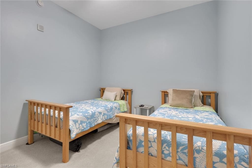 2743 1ST ST 2106-29