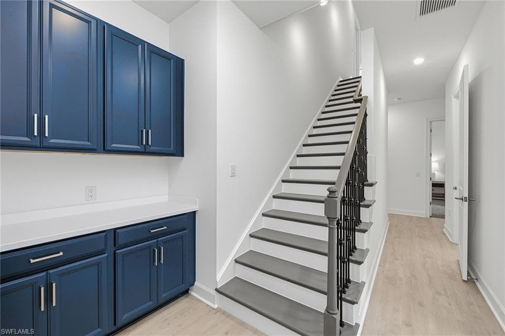 15372 Turin DR-18