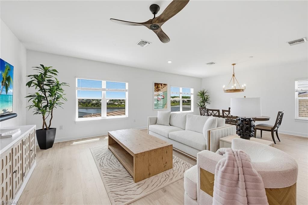 15372 Turin DR-21
