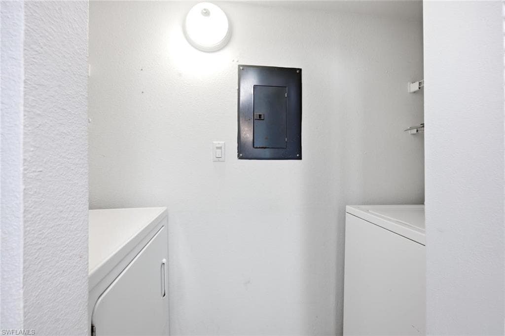 2106 Arbour Walk CIR 2911-9