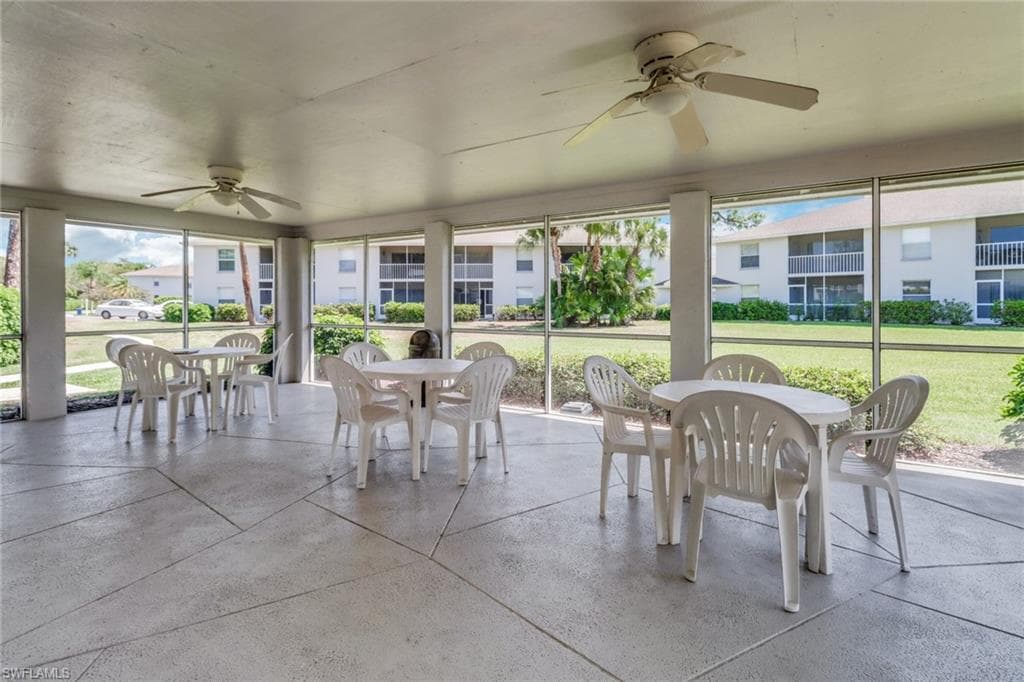 1358 Derbyshire CT F201-34