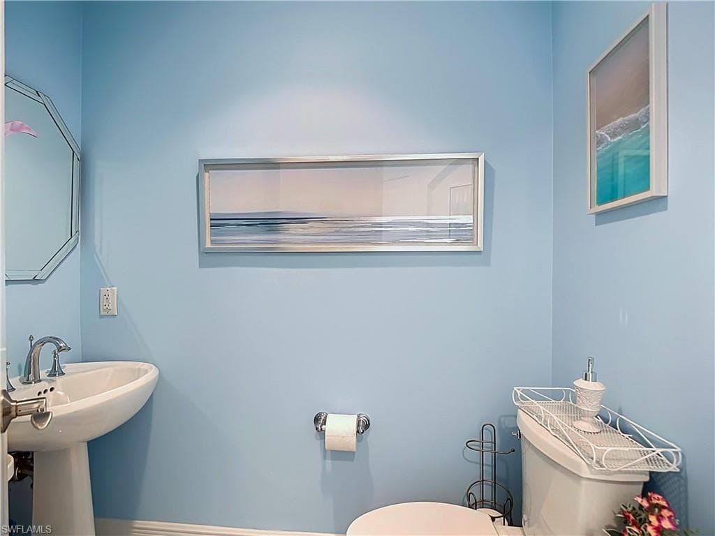 6081 Silver King BLVD 604-16