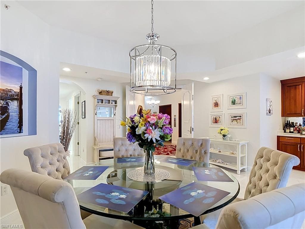 6081 Silver King BLVD 604-5