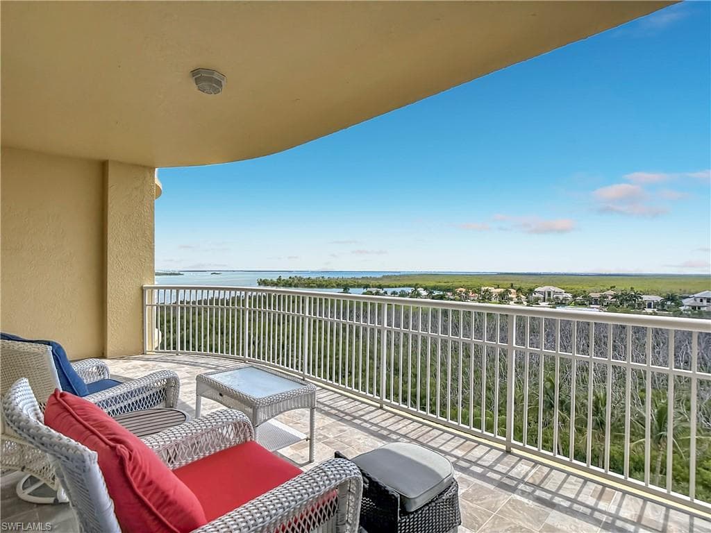 6081 Silver King BLVD 604-33